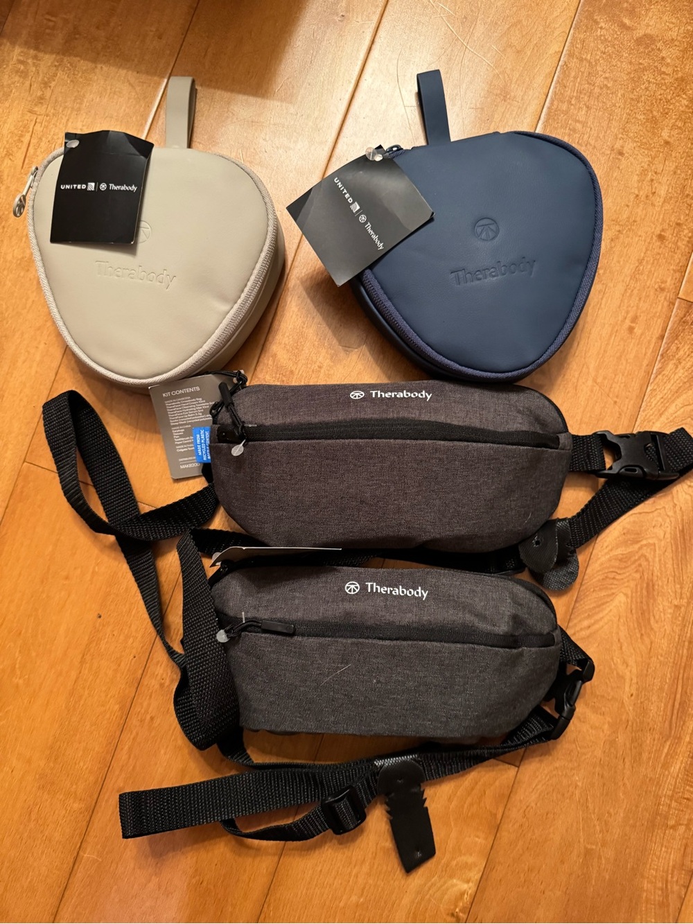 United Airlines Therabody Polaris amenity kits, lot of 4